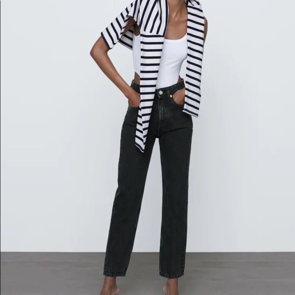 Zara Mom Fit Jeans